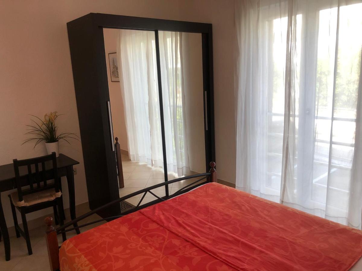 Dalmatia Apartments Podstrana Eksteriør bilde